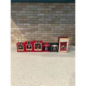 Hallmark Christmas ‎ ornament bundle g1